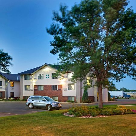 Super 8 By Wyndham Aberdeen East Екстер'єр фото