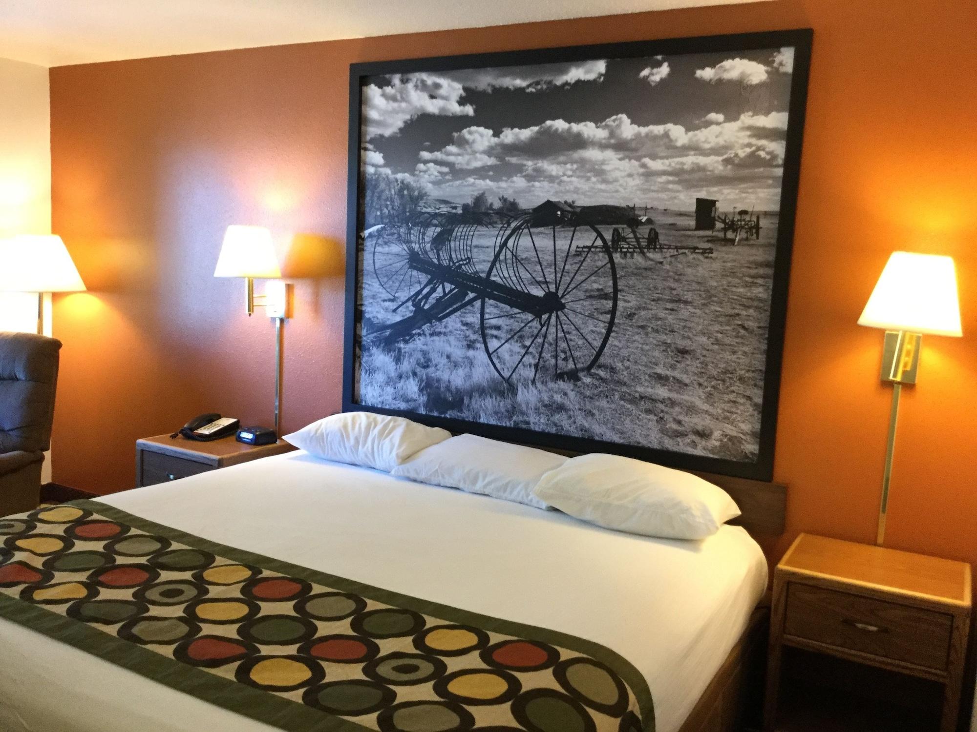 Super 8 By Wyndham Aberdeen East Екстер'єр фото